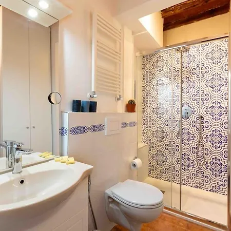 Apartment Patri House A Due Passi Dal Duomo